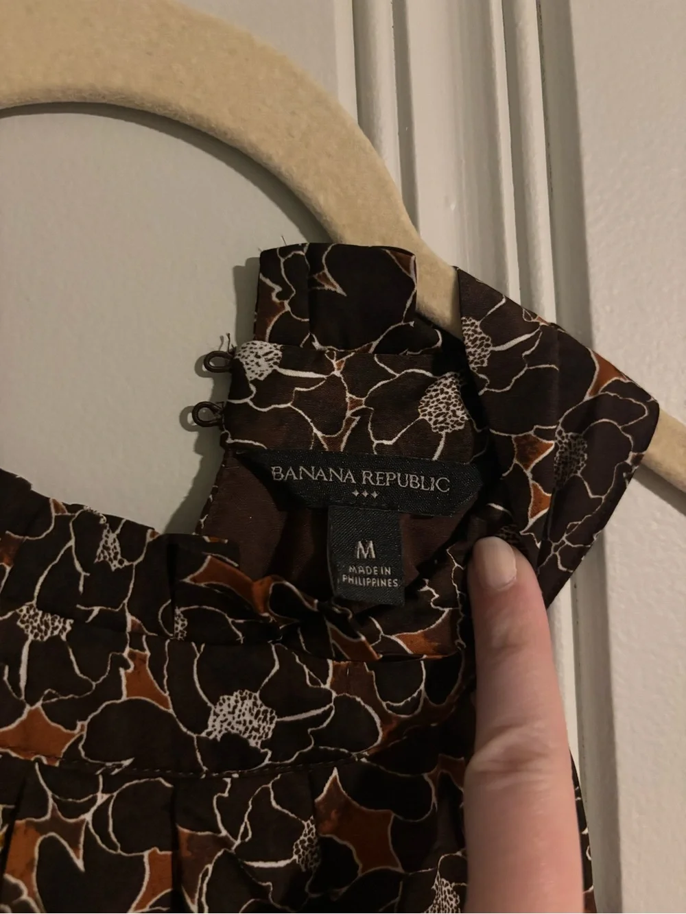 Banana republic halter maxi dress - Picture 7 of 7